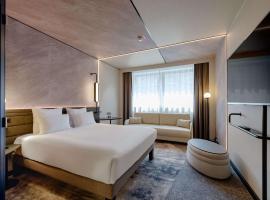 Novotel München Airport - newly renovated，位于弗赖辛的酒店