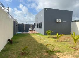 Casa Flat com piscina - No Atalaia