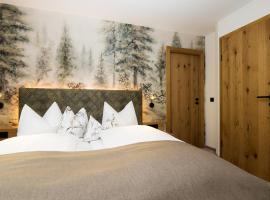 Jagdhof，位于格罗萨尔的带热水浴缸的酒店