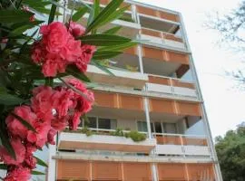 SaporeDiMare - Full Comfort Quiet Apartment with Seaview Rooftop Pool