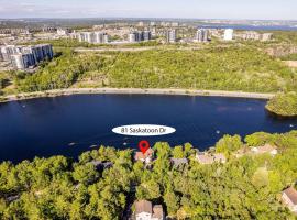 Heaven on Kearney Lake，位于哈利法克斯的酒店