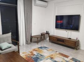 3Bd 3 5BA condo with pool and gym