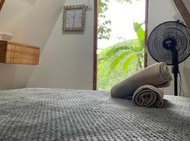 Cascada escondida glamping，位于圣玛尔塔的酒店