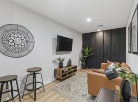 Cozy Unique 1 bed room with Free parking