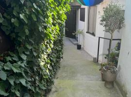 &Oacute;v&agrave;rosi，位于圣安德烈的自助式住宿