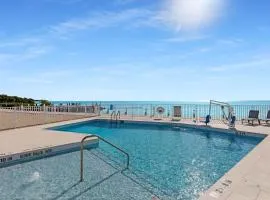 Islamorada home, ocean views, playroom, near Tiki Bar, pool, and boat dockage, ultimate Keys getaway home