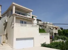 Apartments by the sea Sumartin, Brac - 18749