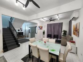 RUMAH MELATI by IMPIAN HOMESTAY KLIA-SALAK TINGGI-NILAI，位于雪邦的酒店