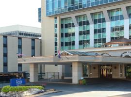 Clayton Plaza Hotel & Extended Stay，位于克莱顿的酒店