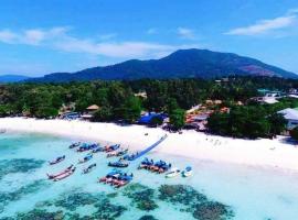 Charming Lipe Beach Resort，位于丽贝岛的酒店