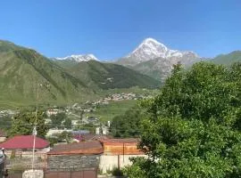 Guest house LEGIANA Kazbegi