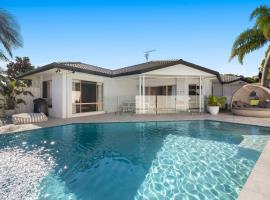 Buderim Gem Pool, Pet-Friendly Family Retreat，位于布德林姆的酒店