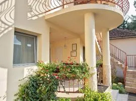 Casa Ormenisan