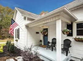 Southern Charm Cottage