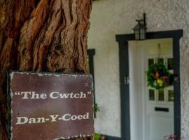 Country Cottage Annex (The Cwtch)，位于Gilwern的乡村别墅