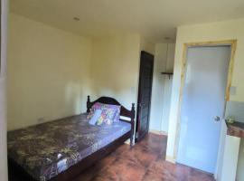 Toto's House Room Rental，位于公主港的公寓式酒店