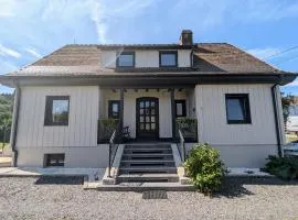 Gîte Moderne avec Jardin Clos, 4 Chambres, et Proche Stations de Ski - Saulcy-sur-Meurthe - FR-1-589-652