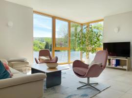 Ferienwohnung Elbe，位于卡劳特格瑞斯赫的带泳池的酒店