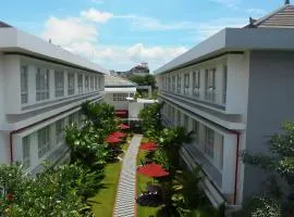 The Kanjeng Suites Kuta Galeria - Bali