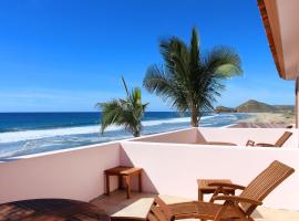 Cerritos Beach Inn，位于El Pescadero的酒店