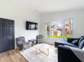 2br - Spacious Yard - Canal Bridge, Falls Nearby!