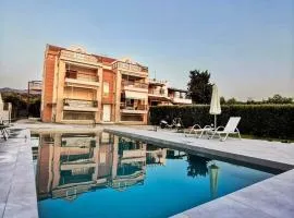 Ostria Seaside Apartments