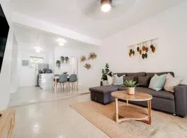 Spacious Apartment close to San Juan and El Yunque