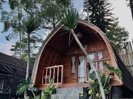 Lumbung Hill Bedugul，位于塔巴南的酒店