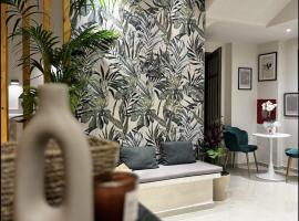 Lunar Hotel Modern Boutique，位于赫索尼索斯的酒店
