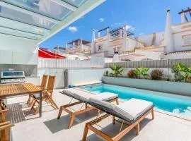 Luxurious 3 BDR House With Pool & BBQ by LovelyStay