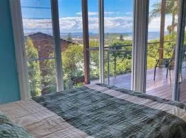 Caves Cottage - gorgeous 180 degree ocean views