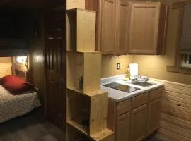 Cabin 2 Brand new Rental car available