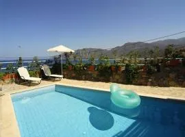 Villa Mousses with Private Pool