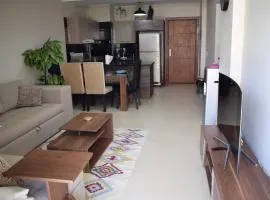 Whispering Waters Two Bedroom with a Garden Azha