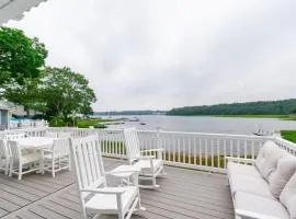 Spacious 3BR Sunset Island Beach House
