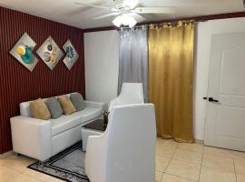 Hermosos apartamentos tu casa，位于La Javilla的酒店