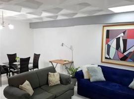 Apartamento de 1 habitacion con estacionamiento，位于瓜亚那城的酒店