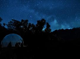 Zen Zion Evergreen Dome，位于格伦代尔的酒店