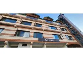 Hotel kayanat, Dalhousie