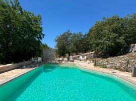 DONNAPAOLA MODERN FARM，位于阿尔塔穆拉的酒店