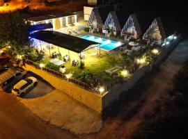 Bu Bungalow Hotel