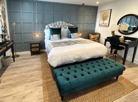 The Stables Kersey Mill，位于Whatfield的酒店