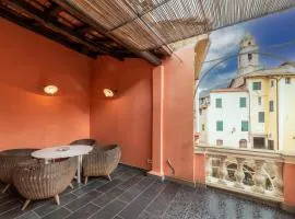 Castelvittorio Medieval Getaway! Roomy Apartment