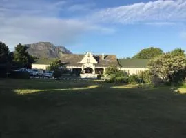 Somerset Guest Lodge - Western Cape