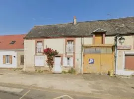 Escapade Paisible: Gîte pour 8 à Saint-Hilaire-sur-Yerre, Jardin Clos, Proche Chateaudun et Chartres - FR-1-581-131