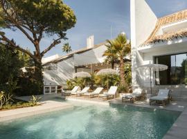 Anfitrión Villas & Suites，位于马贝拉的度假屋
