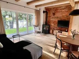 Osada Jeziernik - dom nad jeziorem z balią