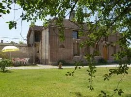 Le bas du buisson ferme