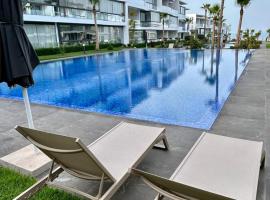 Condo in Casablanca , Beachfront，位于卡萨布兰卡的酒店