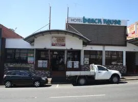 Commercial Hotel Nambour